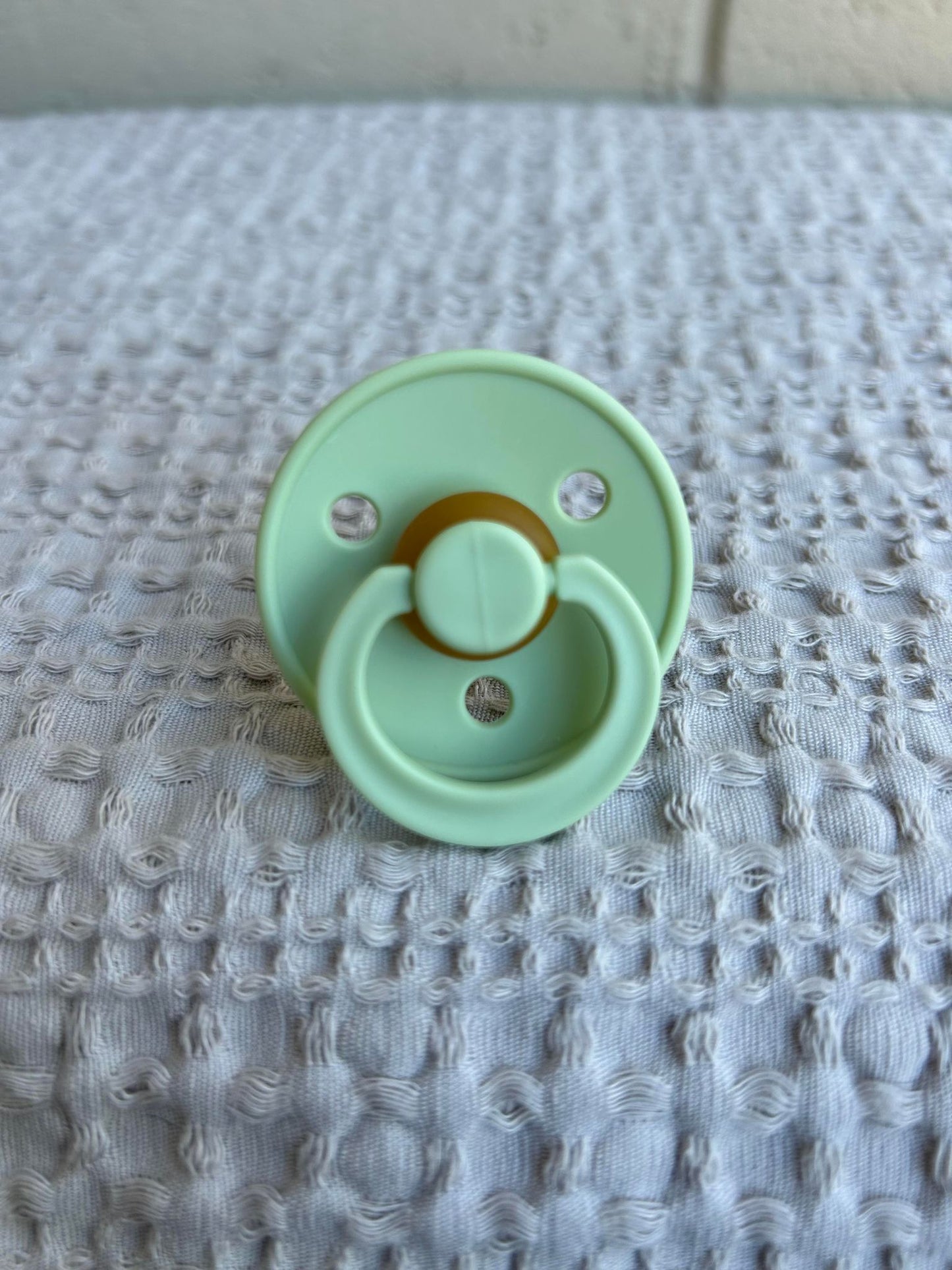 Reborn Dummy/ Pacifier with Magnet & Felt - Round