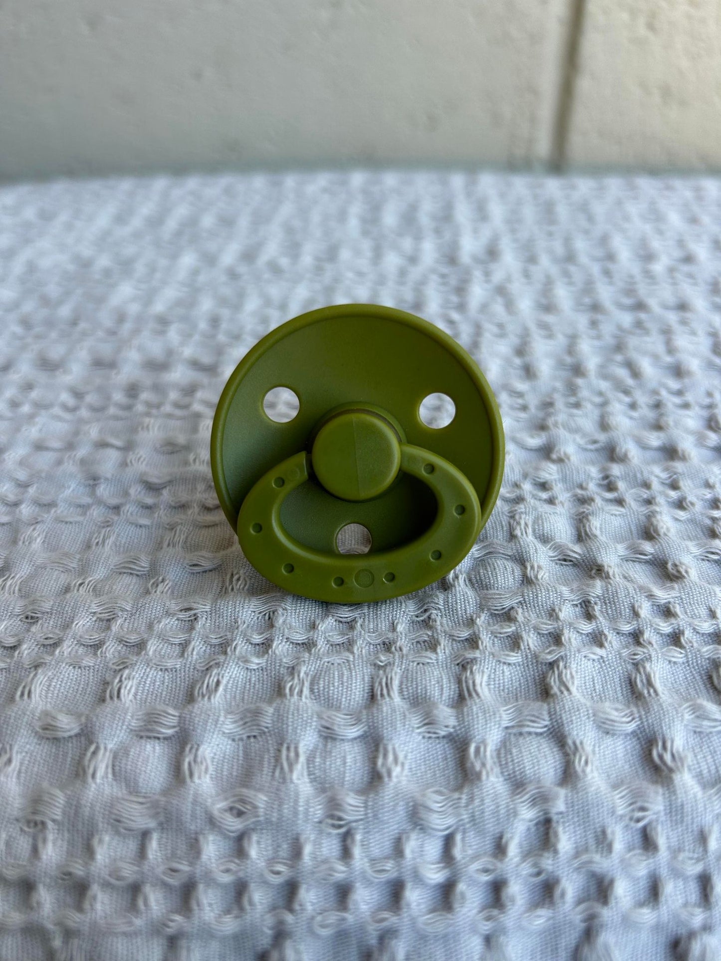 Reborn Dummy/ Pacifier with Magnet & Felt - Round