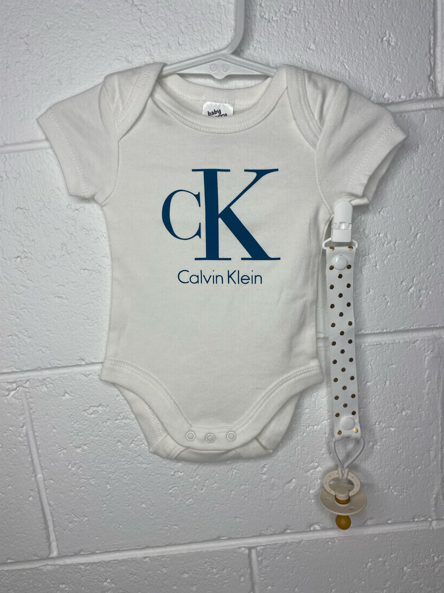 Adorable Onesie & Matching Dummy Chain Set for Reborn Baby Dolls!